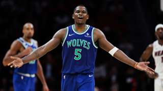 NBA: Edwards' monster night overshadows Antetokounmpo's Heat debut