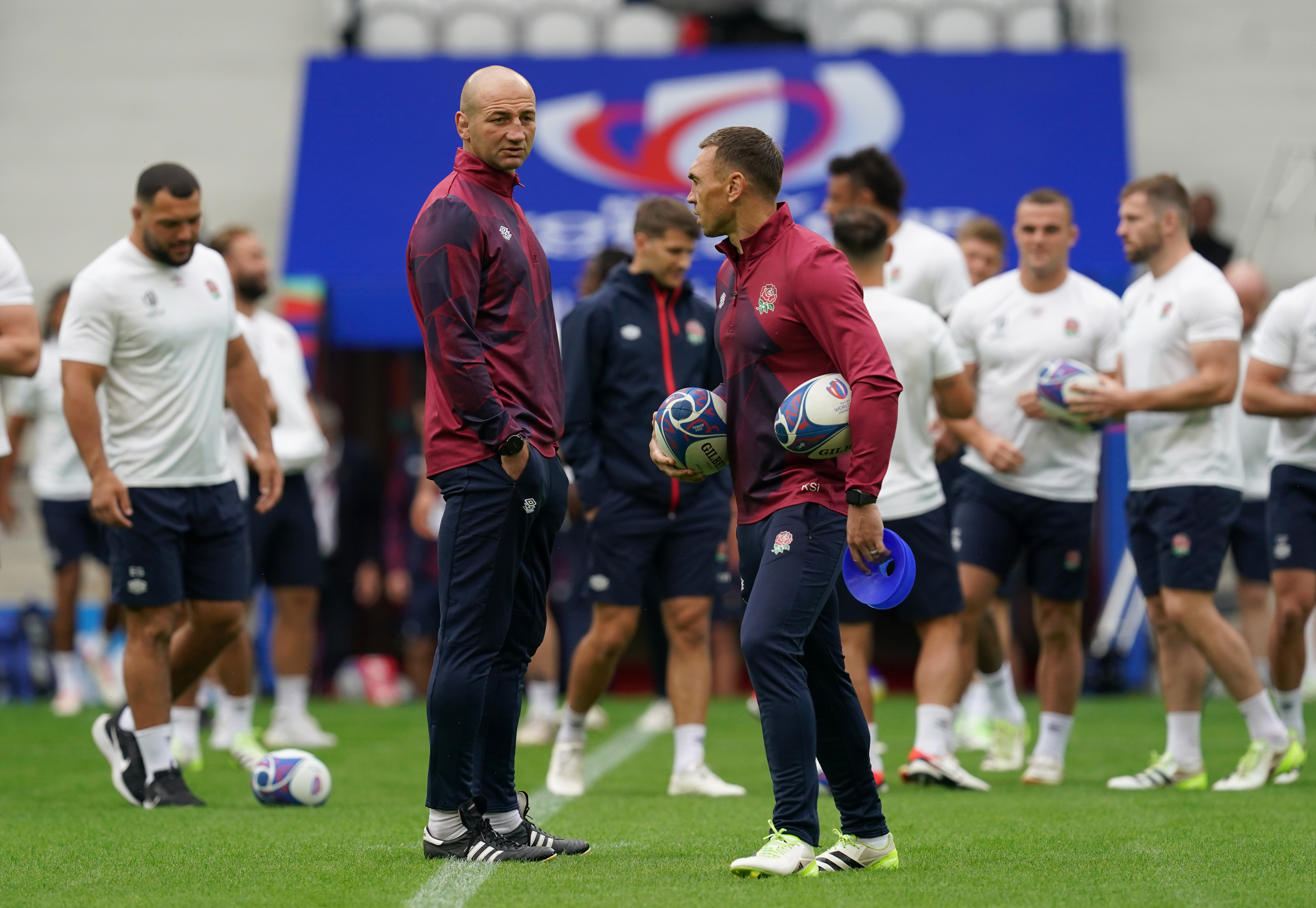 Steve Borthwick, left, has praised Kevin Sinfield's work with the England team