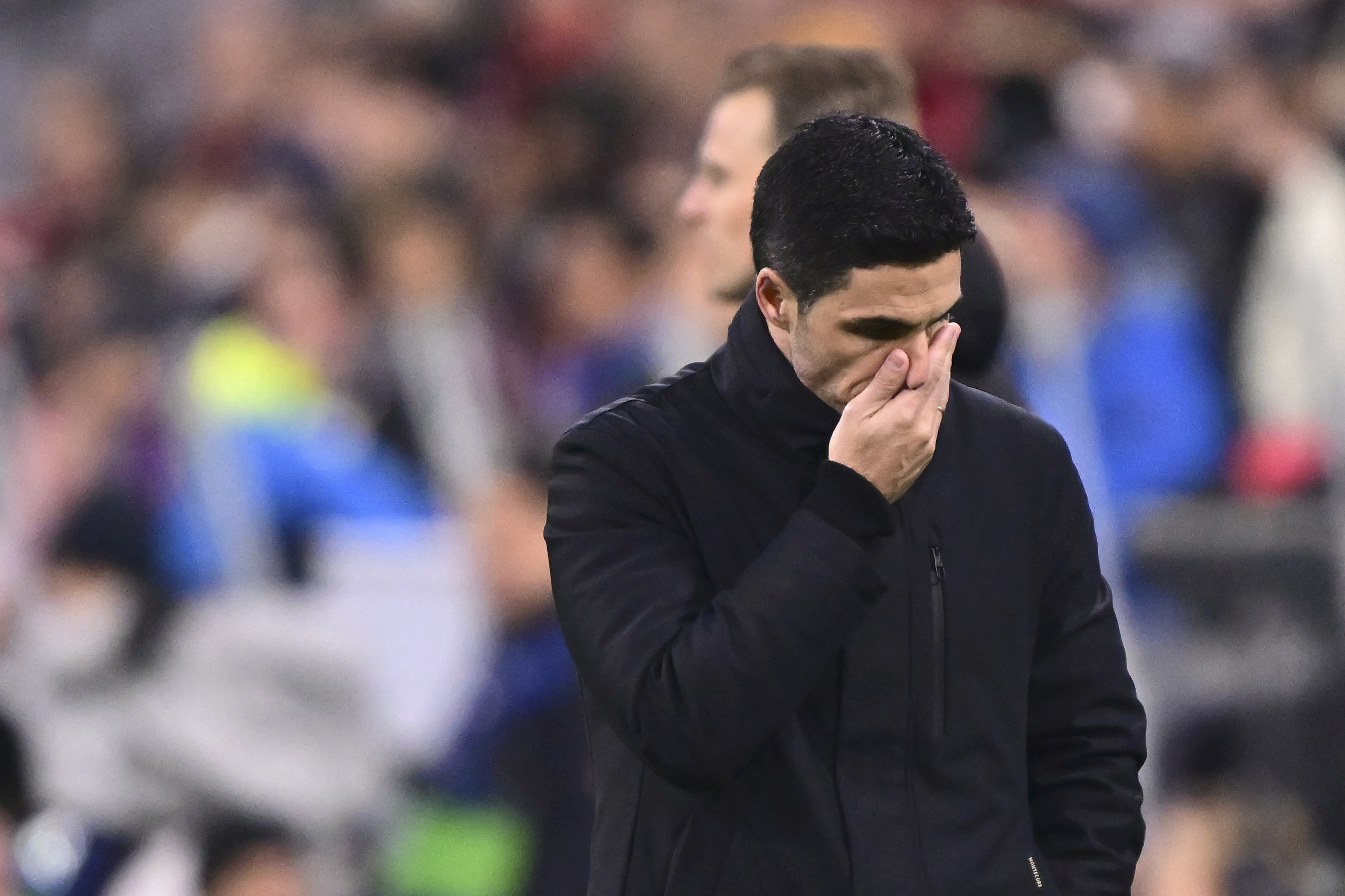 No joys of spring for faltering Arsenal