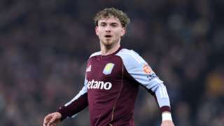 Aston Villa 'damaging' Elliott through lack of playing time, concedes Emery