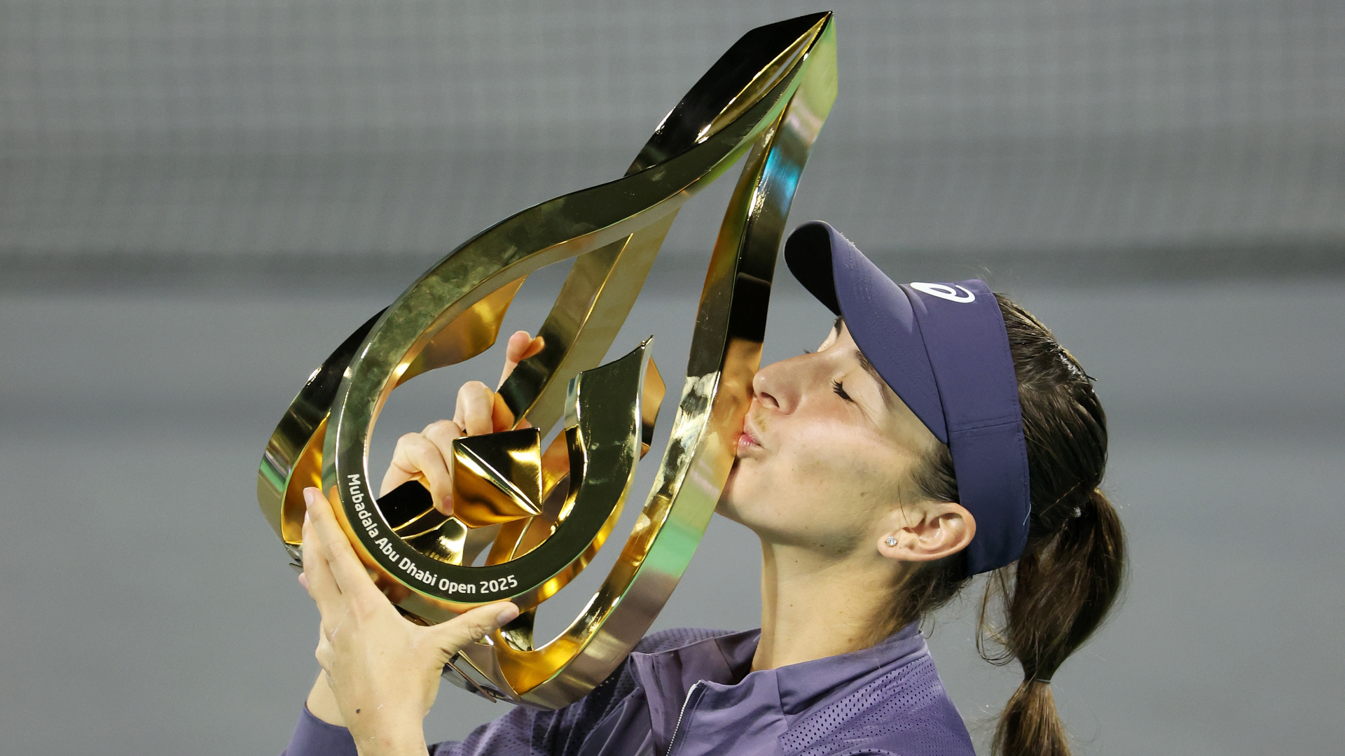 Bencic clinches 'emotional' Abu Dhabi crown in front of daughter