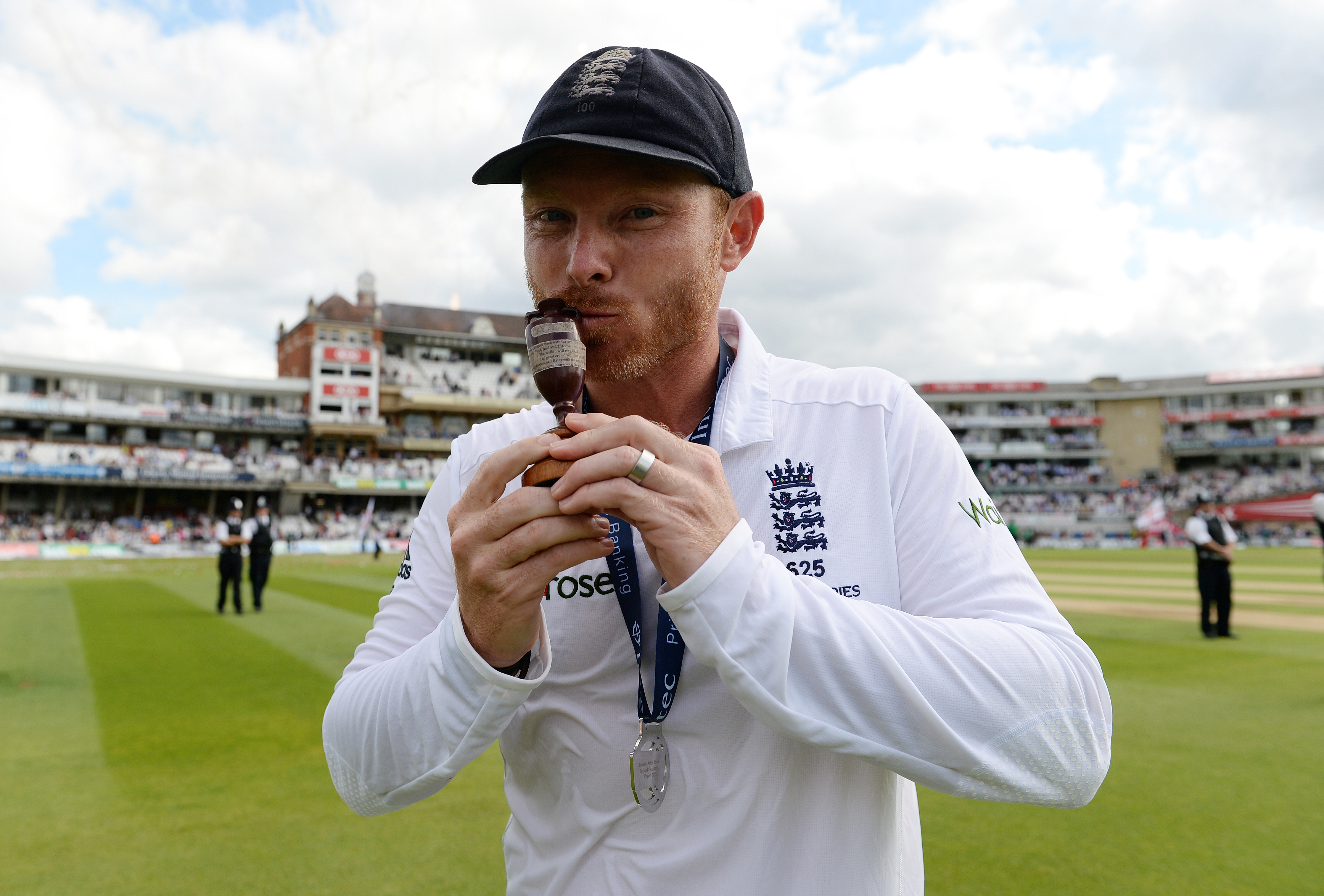 Ian Bell celebrates