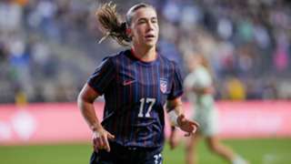 Coffey bolsters Man City midfield for WSL title push