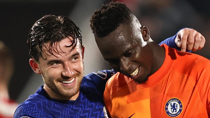 Ben Chilwell (l) and Edouard Mendy celebrate as Chelsea beat Brentford