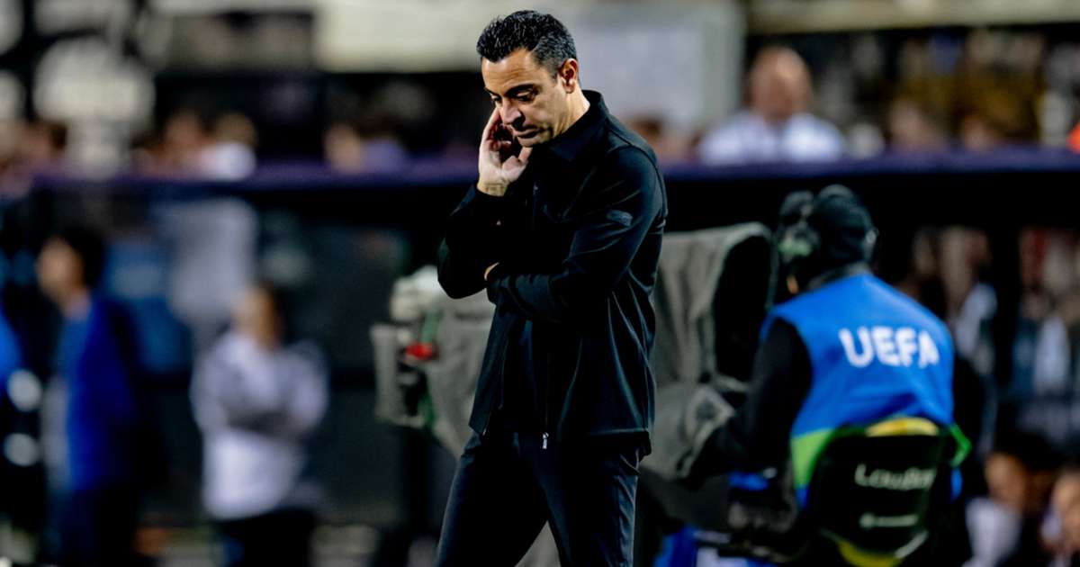 Netherlands boss Xavi reacts during the Nations League match against Greece