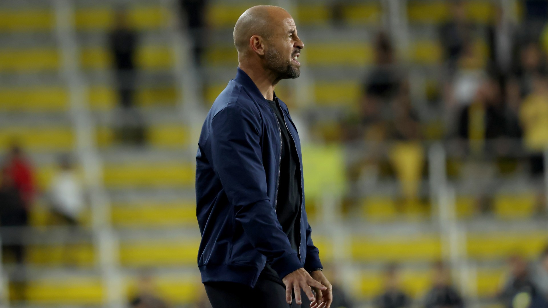 Kurtovaz, coach of the Columbus Crew, in tournaments