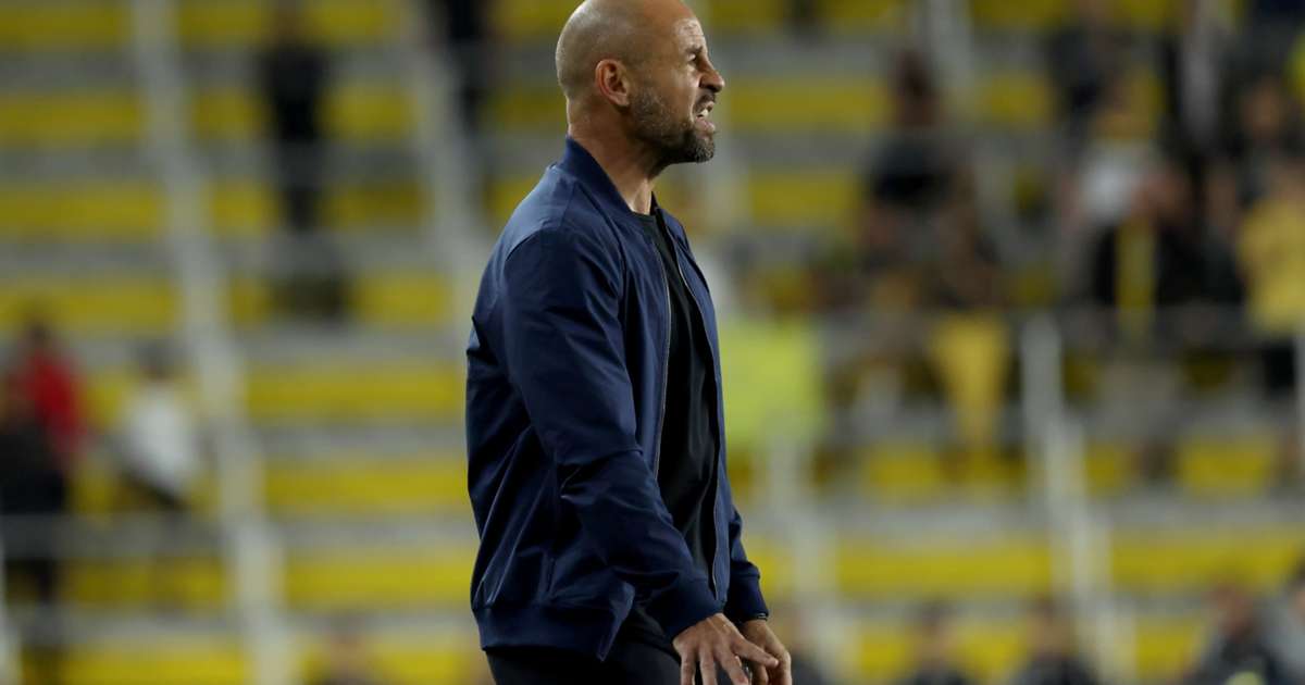Columbus Crew interim head coach Laurent Courtois