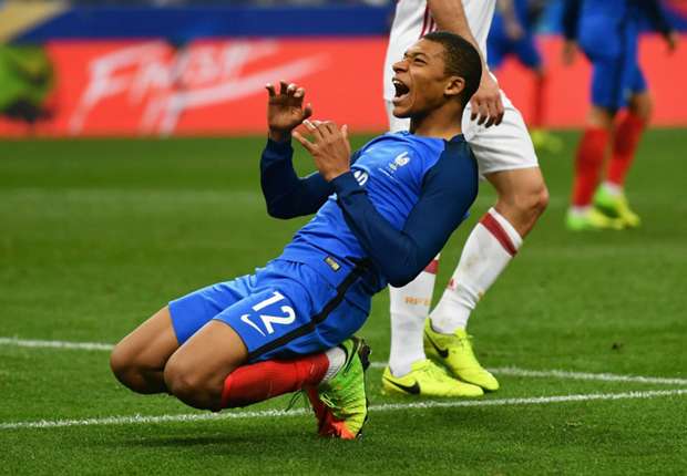 kylian-mbappe-cropped_1av4wjf38ey0s1czheovz51quz.jpg