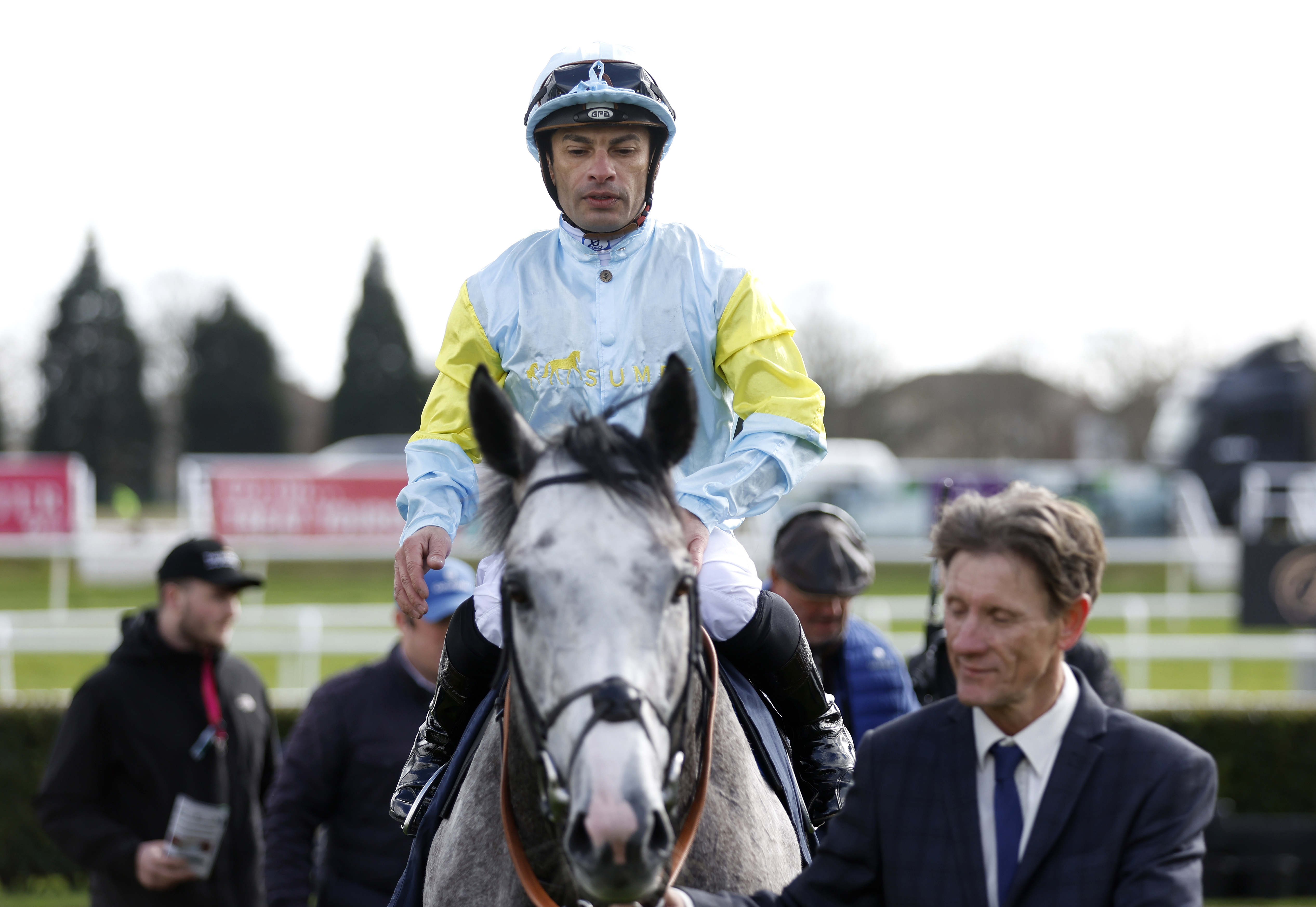 Charyn and Silvestre De Sousa return