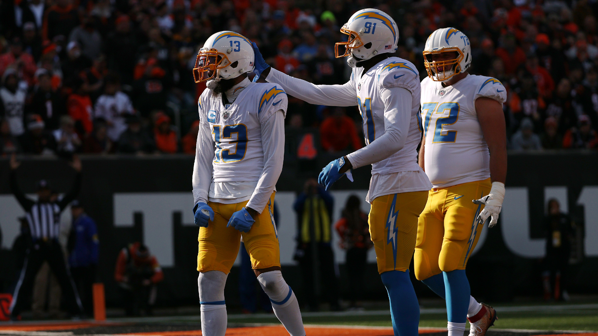 Keenan Allen celebrates a touchdown for the LA Chargers against the Cincinnati Bengals