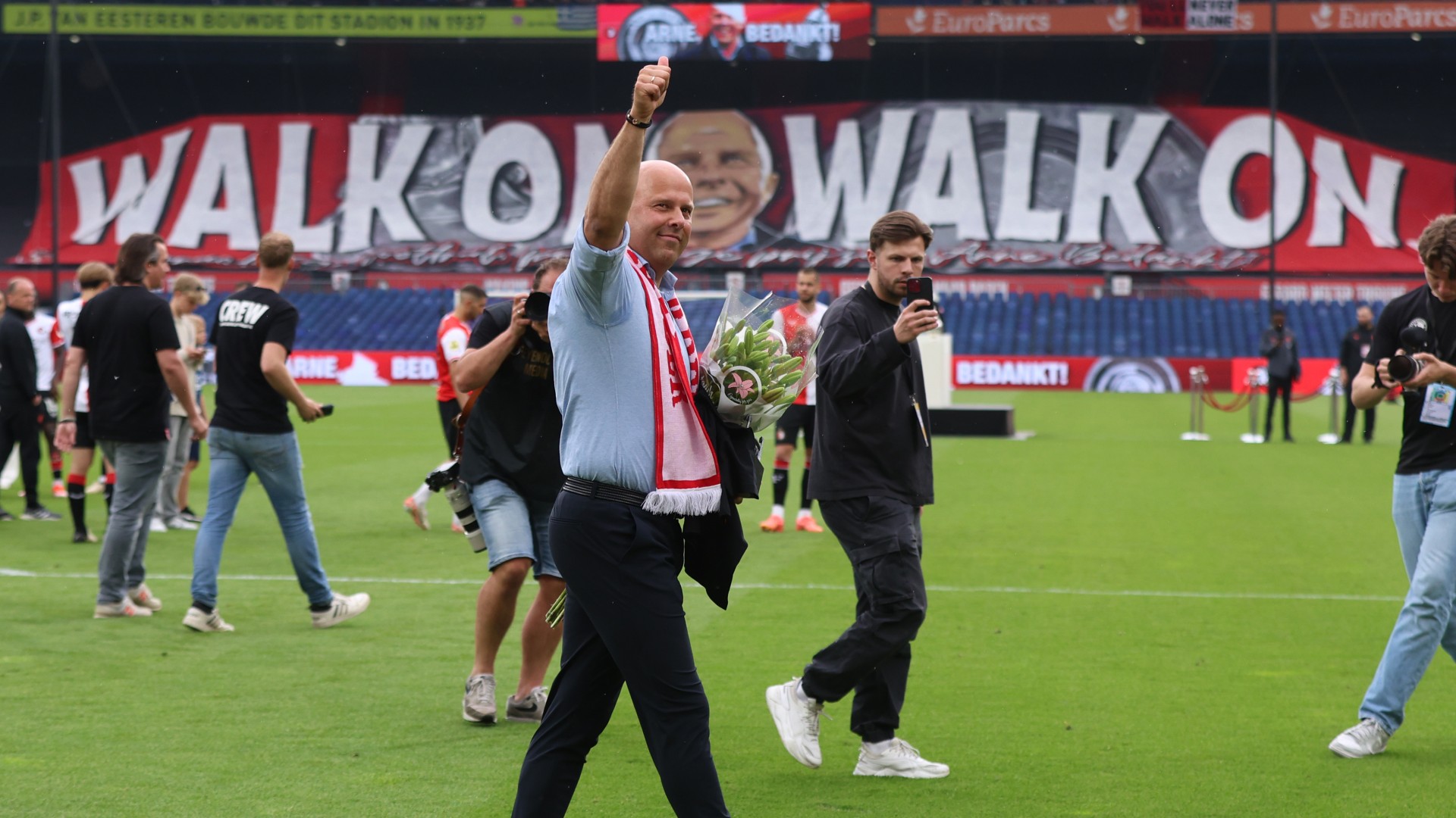 Liverpool offer 'difficult to ignore', says Klopp's replacement Slot