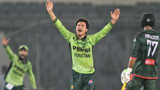 Afridi encourages Pakistan to 'play your natural game' after Sadaqat stars in ODI