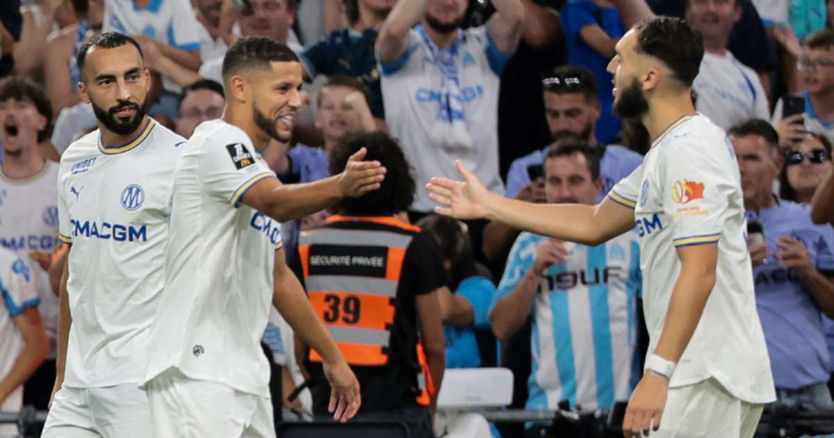 Amine Gouiri strikes twice as Marseille thrash 10-man Strasbourg 4-0 in Ligue 1 opener