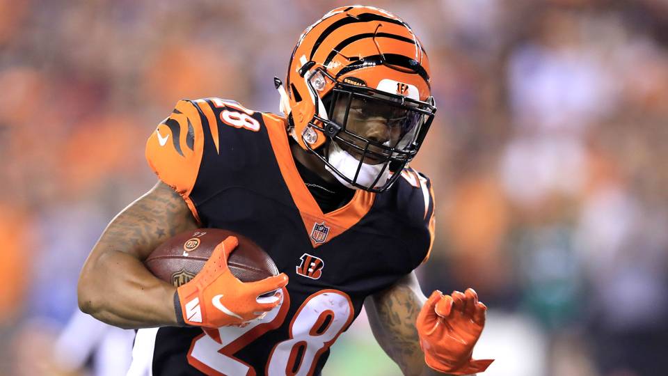 Joe Mixon injury update: Bengals RB practices Friday, appears set to ...
