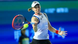 Rybakina overcomes second-set wobble to reach Ningbo semis