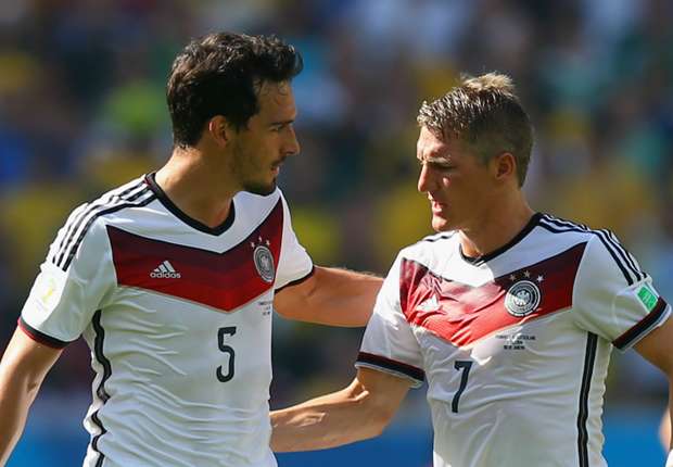 hummels-schweinsteiger-cropped_10rej1kk7rggb1703qypbhwm2a.jpg