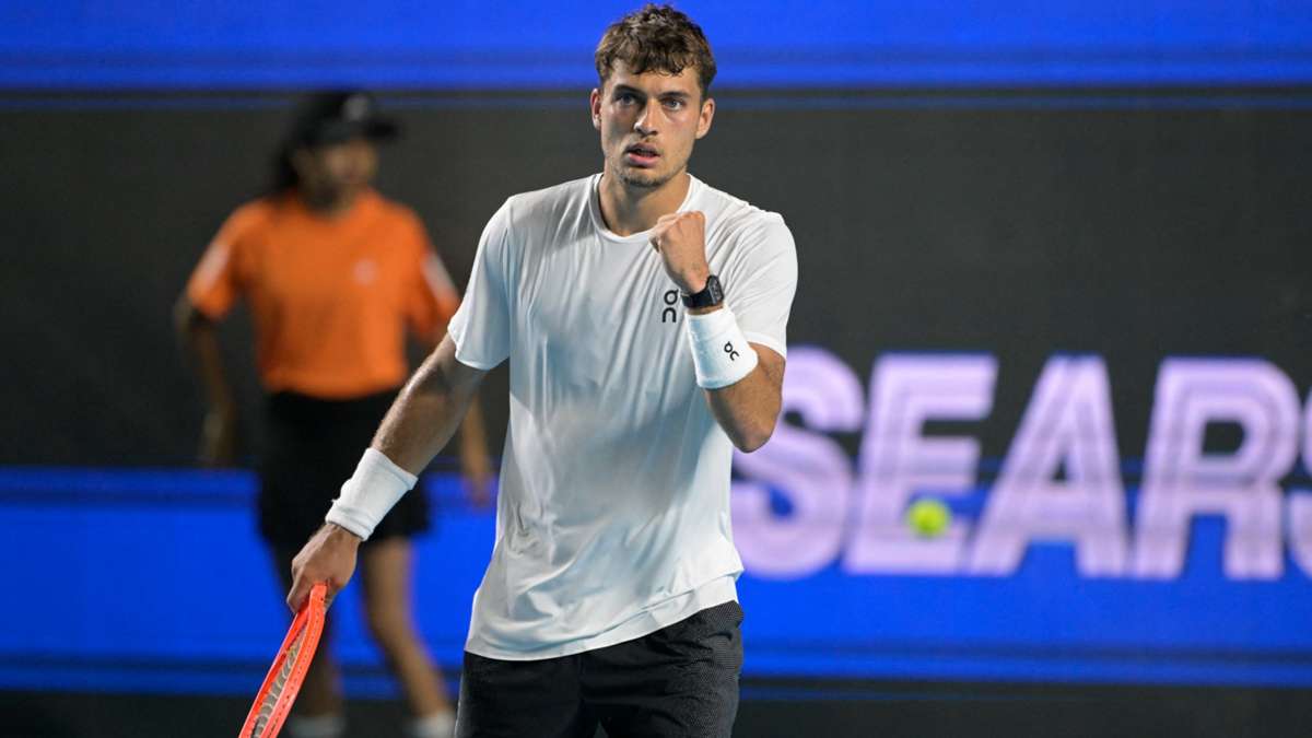 Cobolli storms into Acapulco semis in quest for third ATP Tour title