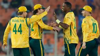 T20 World Cup: South Africa cruise past Canada to make winning start