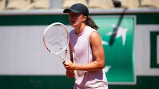 Swiatek dealt tough French Open draw ahead of title defence
