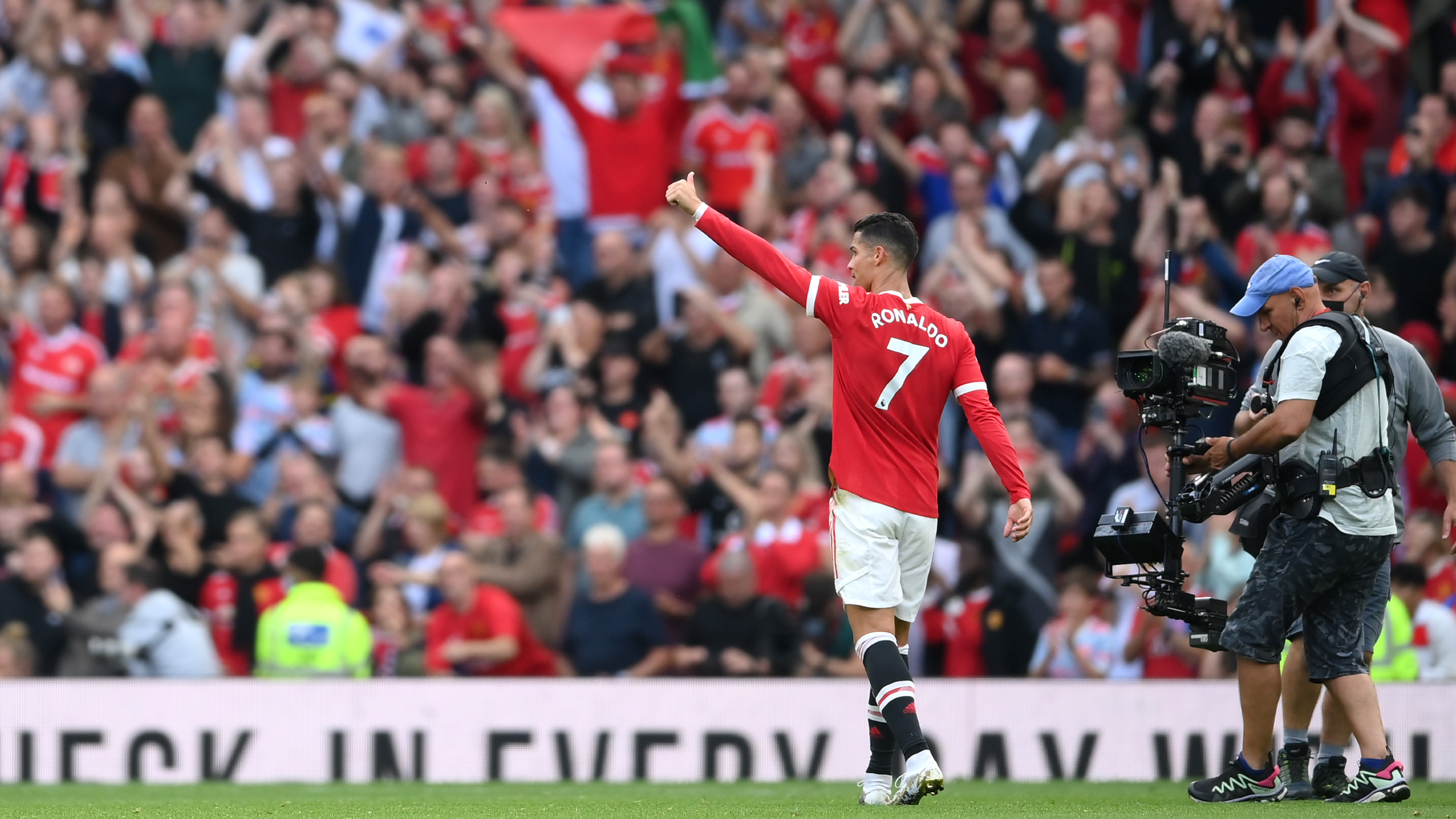 Solskjaer: Ronaldo has 'lifted' Man Utd as trophy expectations build