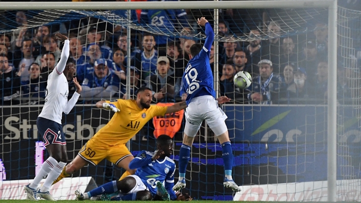 Anthony Caci equalises for Strasbourg against PSG