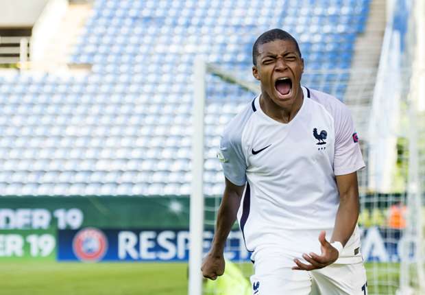 kylian-mbappe-cropped_4o08kyko2eus1ev19kkl4f6jb.jpg