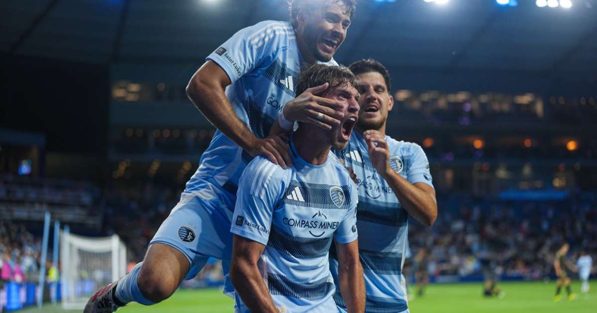 Sporting Kansas City celebrate