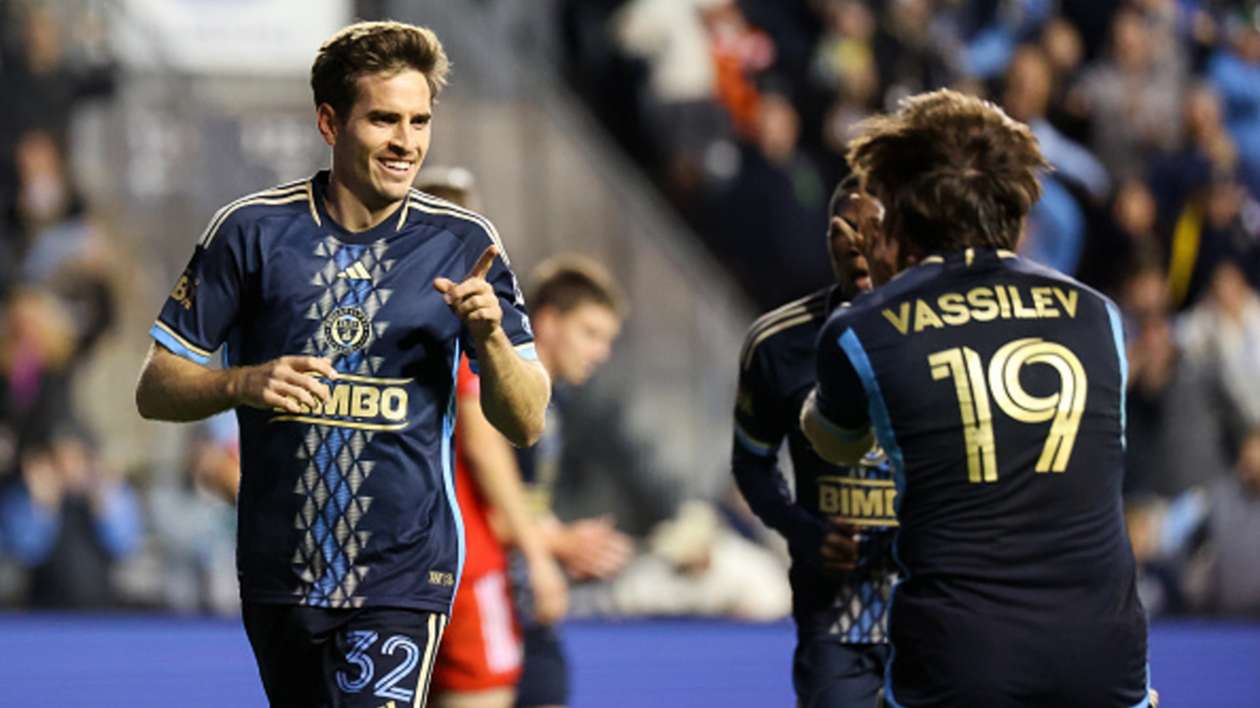 MLS: Advantage Philadelphia after dramatic penalty shoot-out, Whitecaps ease past Dallas