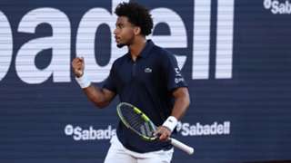 Fils breezes past Nakashima to set up Musetti clash in Barcelona