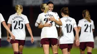 Women's Super League: Arsenal go top, Man City get off the mark