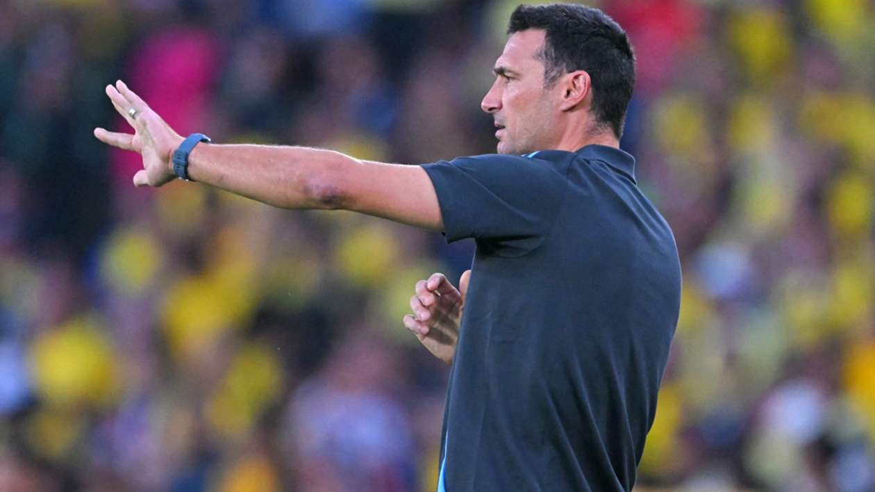 Scaloni credits Argentina adaptability during win over Angola