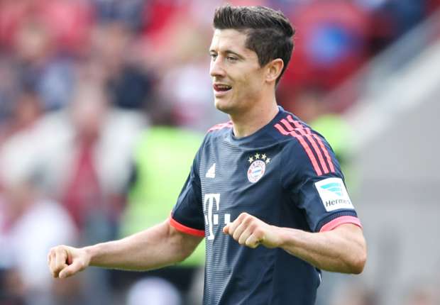 robertlewandowski-cropped_1envmtliehefz1mj180uo2mmd1.jpg