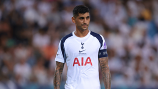 Tottenham captain Romero signs new long-term contract