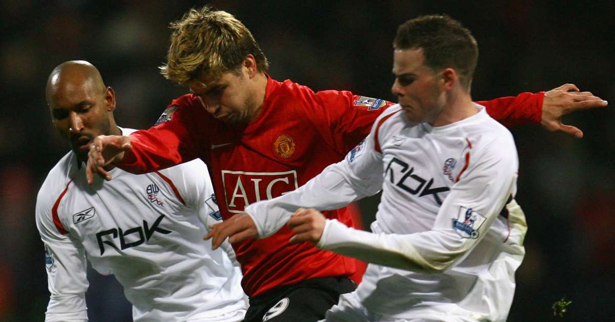 Rooney Pique Was Bullied Out Of Premier League At Bolton Rooney Pique Was Bullied Out Of Premier League At Bolton