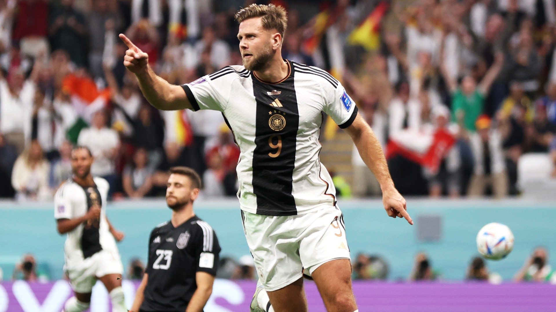 Niclas Fullkrug celebrates his equaliser against Spain