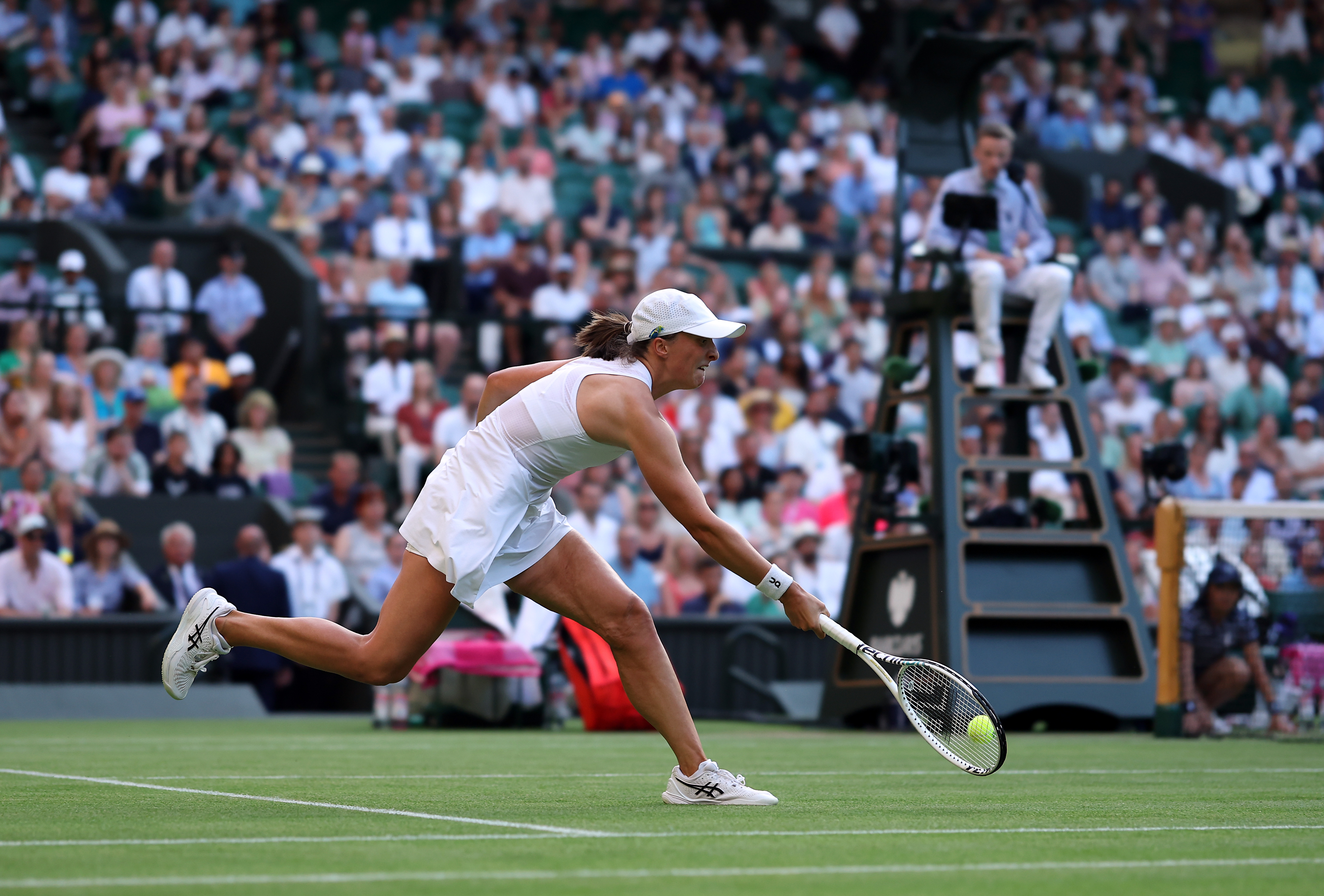 There were plenty of empty seats for Iga Swiatek's match