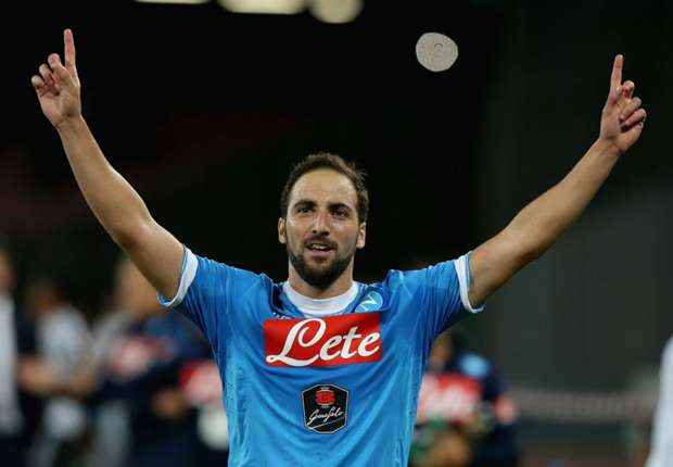 gonzalohiguain-cropped_i0869yrraqen1ss2qarvdd4k9.jpg