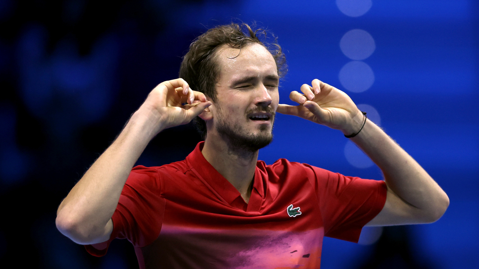 ATP Finals: Medvedev 'blocks out the noise' to down De Minaur