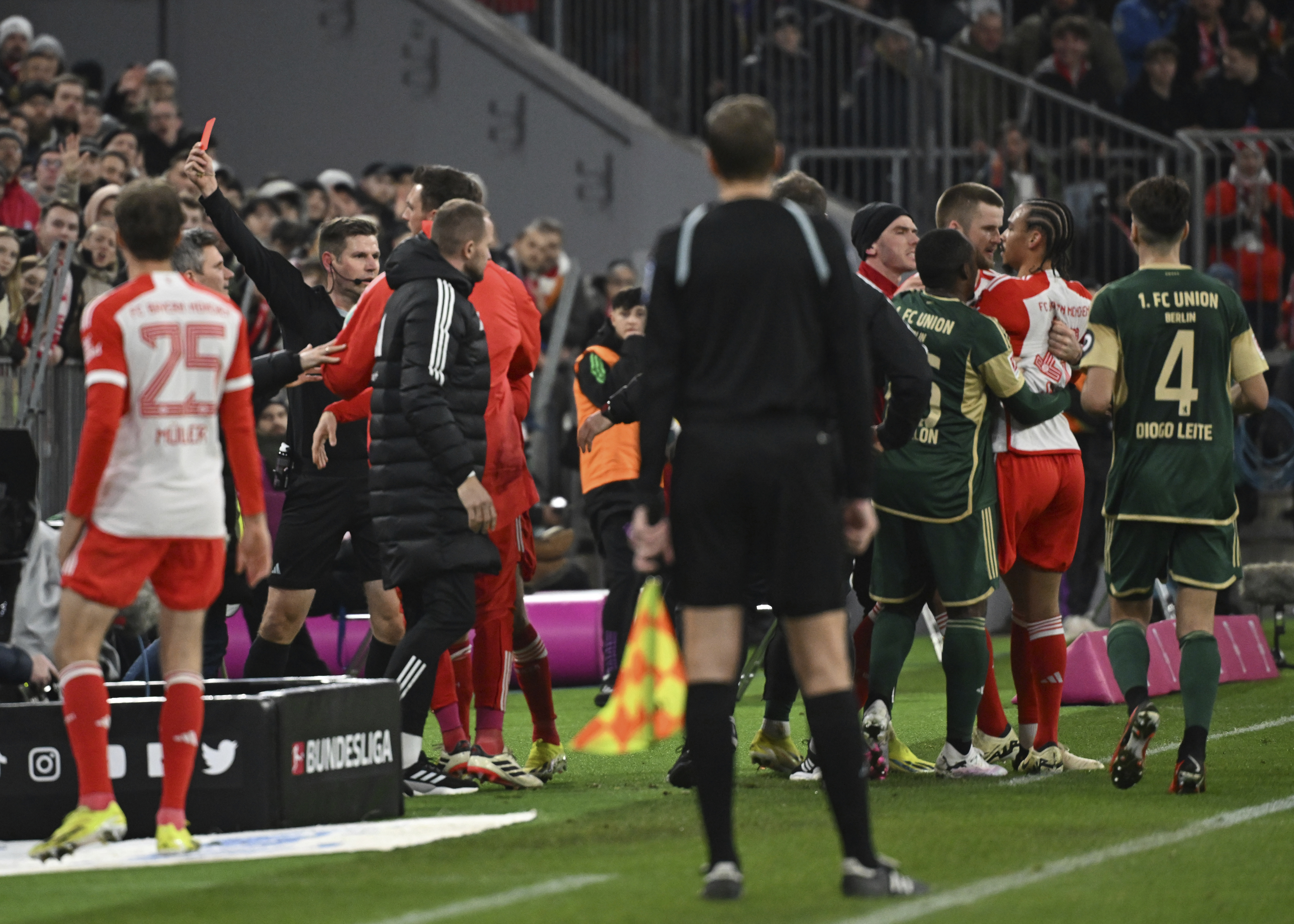 Union Berlin’s head coach Nenad Bjelica is shown a red card