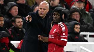 Slot praises 'great example' Frimpong after criticism of Liverpool summer signings