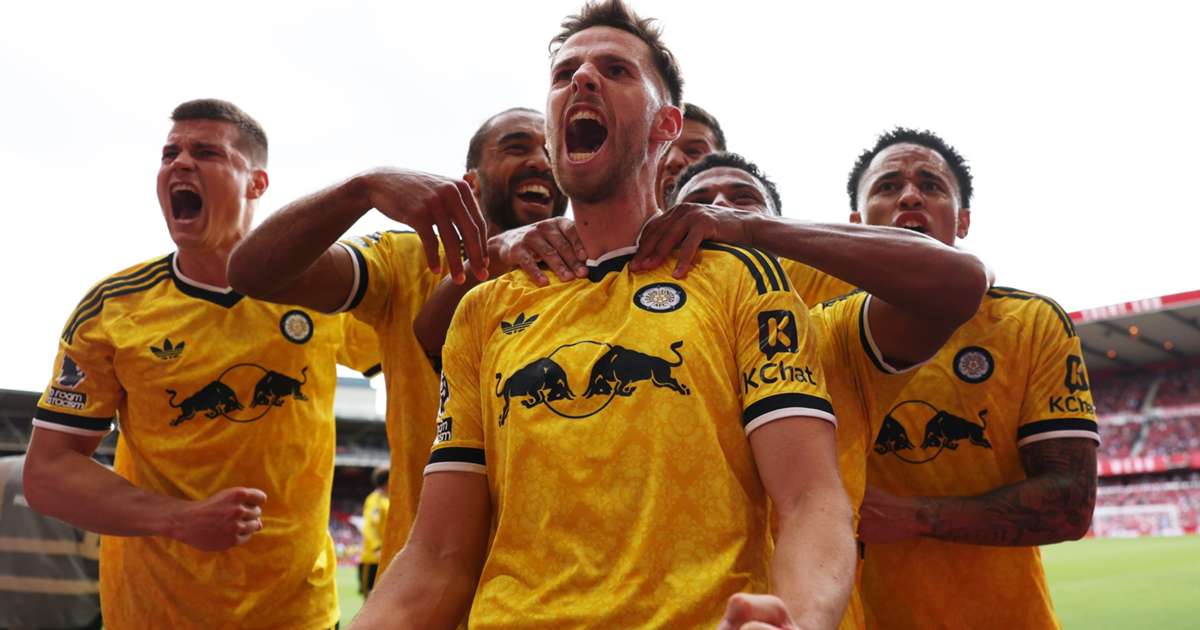 Stach Stuns Forest as Leeds Snatch Late Opening-Day Winner at the City Ground