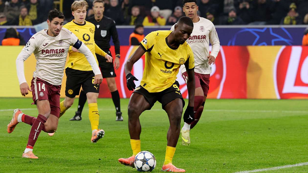 Borussia Dortmund 4-0 Villarreal: Kovac's side romp to big win despite two penalty misses