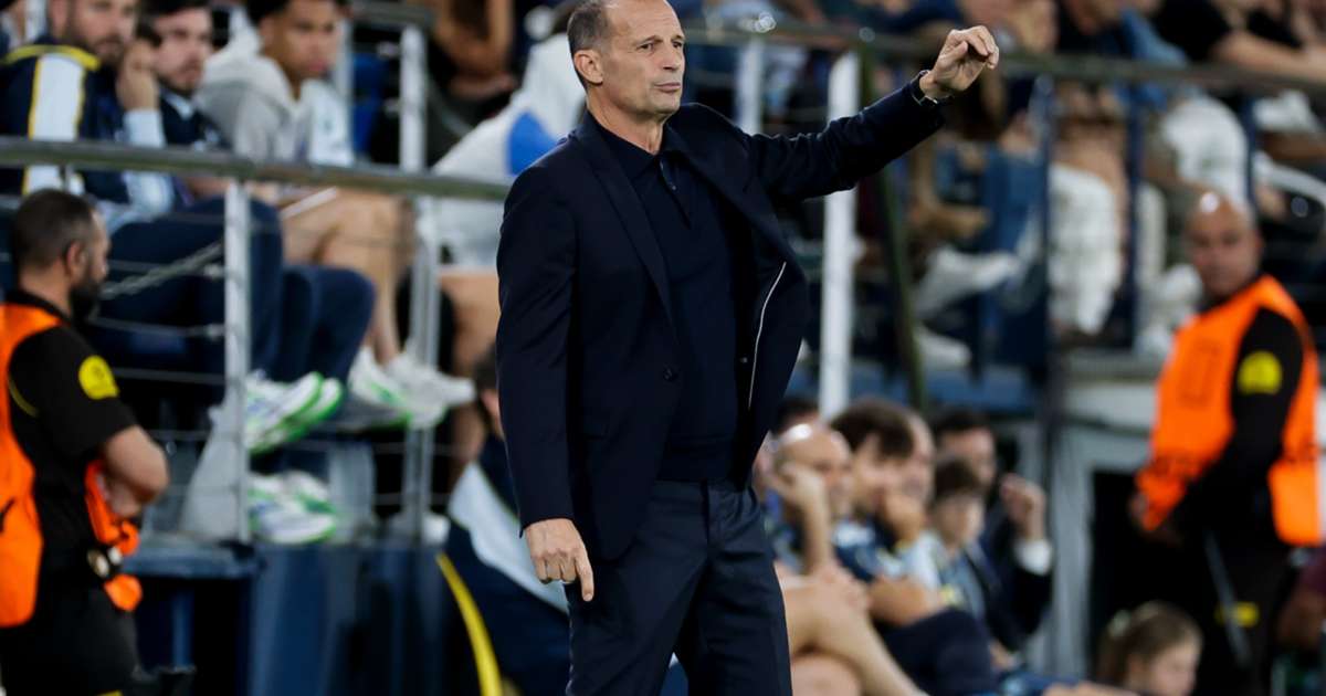 Napoli head coach Massimiliano Allegri