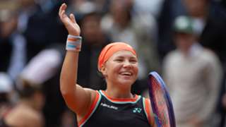 French Open: Sabalenka endures spectacular collapse as Shnaider soars into semi-finals
