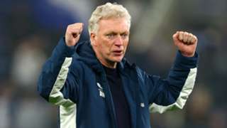 Moyes wants to keep Everton's European dream alive against Liverpool
