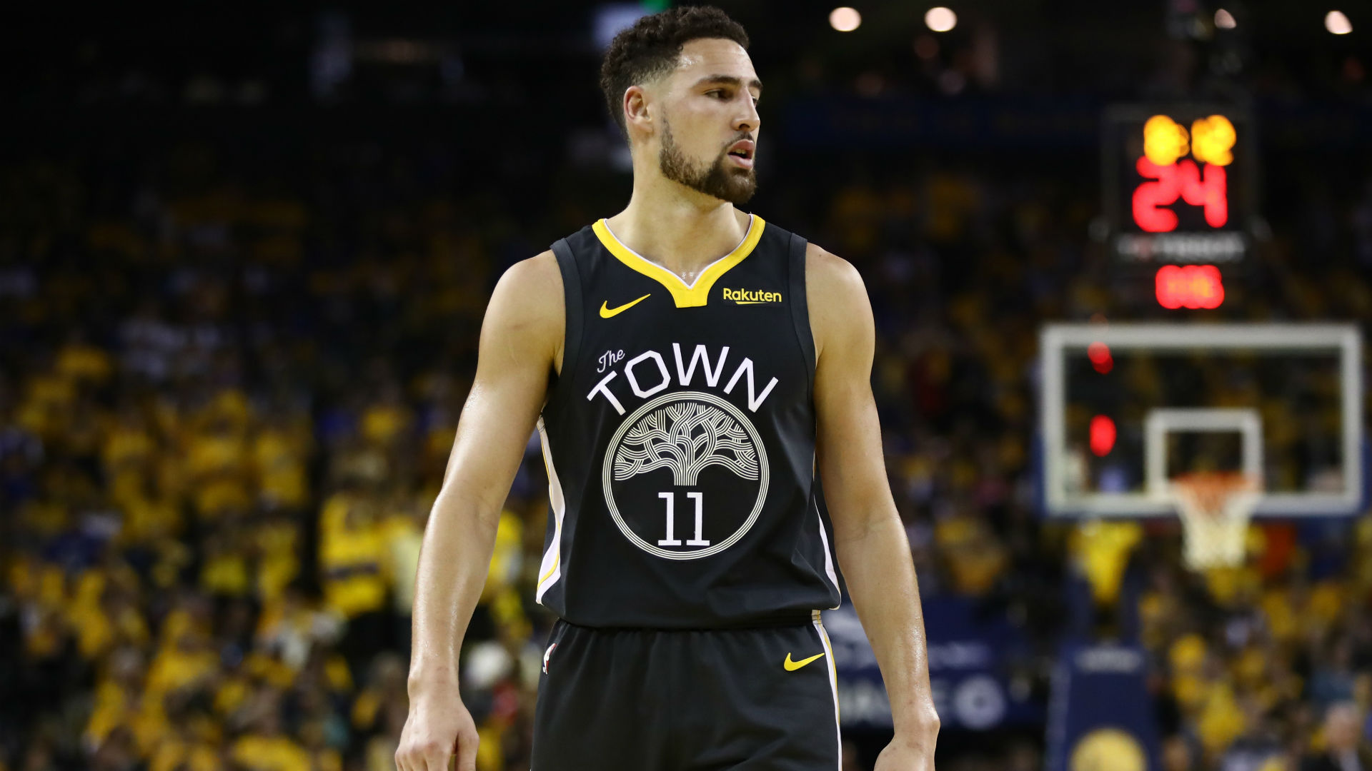 Warriors sweating on Thompson's fitness after leg injury