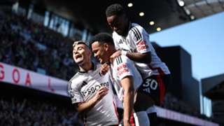 Fulham 3-2 Liverpool: Premier League leaders' unbeaten streak halted