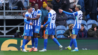 Burnley 0-2 Brighton: Wieffer's double boosts Hurzeler's European hopes