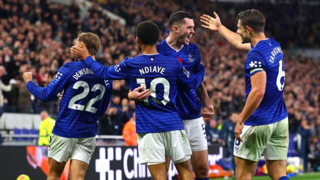 Everton 2-0 Fulham: Gueye and Keane get Moyes' men back on track