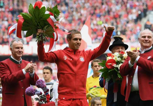 philipp-lahm-cropped_ttnbeuf41obp1guediwer21et.jpg